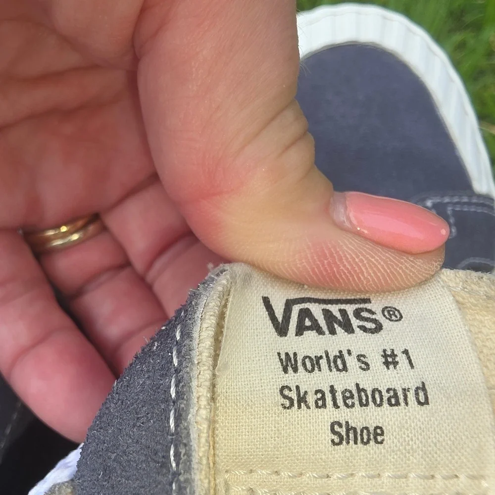Vans Sk8-Hi Navy Blue Suede High Top Sneakers Ribbed Toe Cap 721454 Mens 6.5 W 8